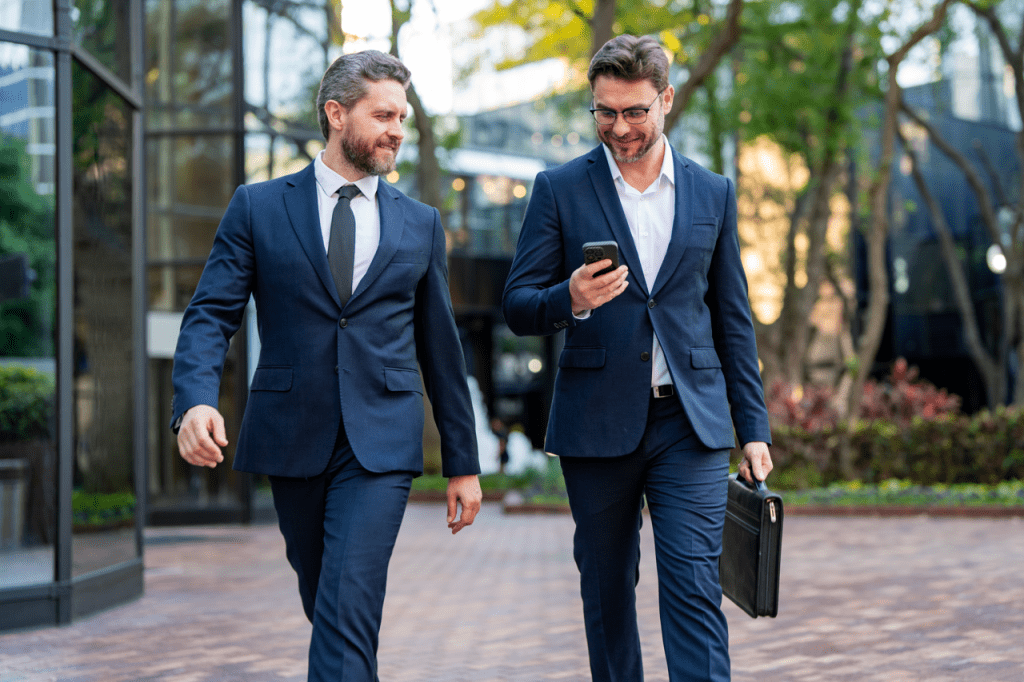 From Office to Anywhere Modern Mobility Essentials for Midsize and Large Firm Attorneys 